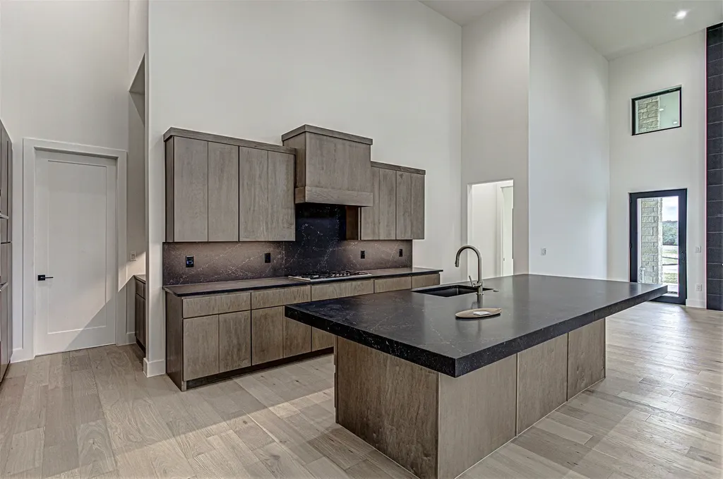 101 Manciano Horseshoe Bay TX 78657