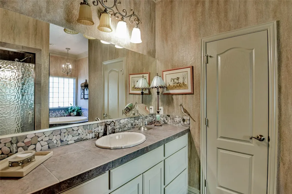 6318 Sonora Drive Granbury TX 76049