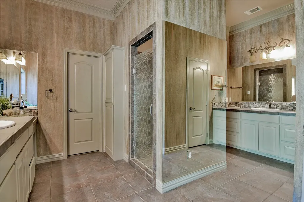 6318 Sonora Drive Granbury TX 76049