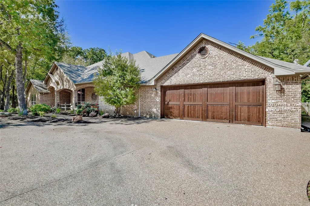 6318 Sonora Drive Granbury TX 76049