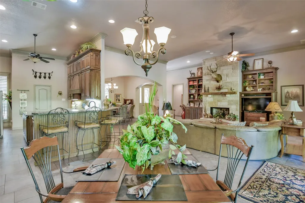 6318 Sonora Drive Granbury TX 76049