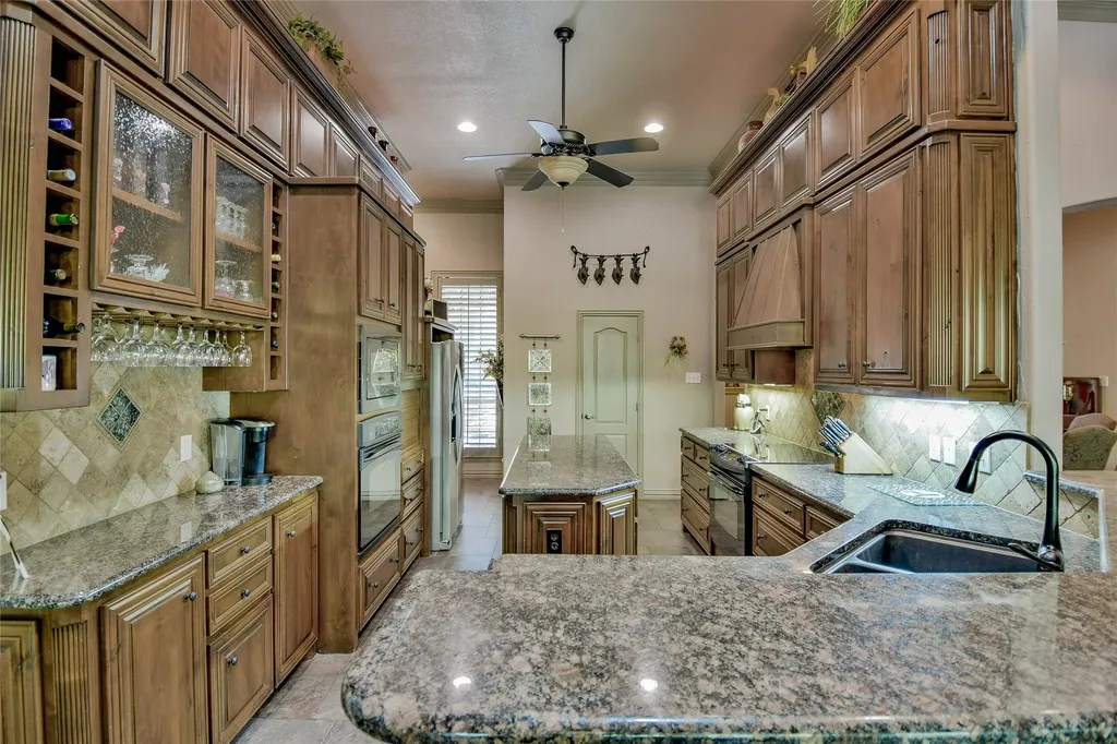 6318 Sonora Drive Granbury TX 76049