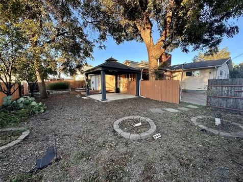 107 N Arkansas Street Seymour TX 76380