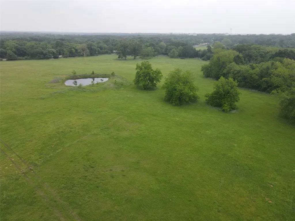 20 Acres Gathings Avenue Covington TX 76636