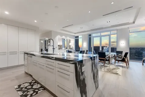 3505 Turtle Creek Boulevard Dallas TX 75219