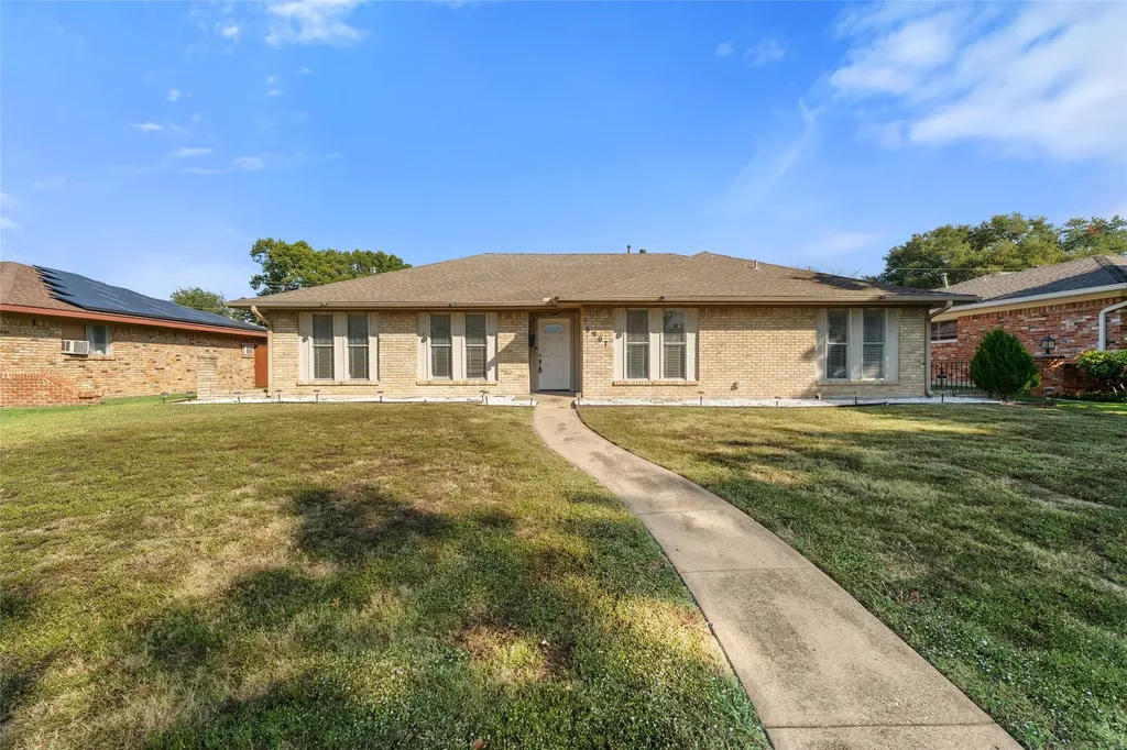 6907 Pickrell Drive Dallas TX 75227