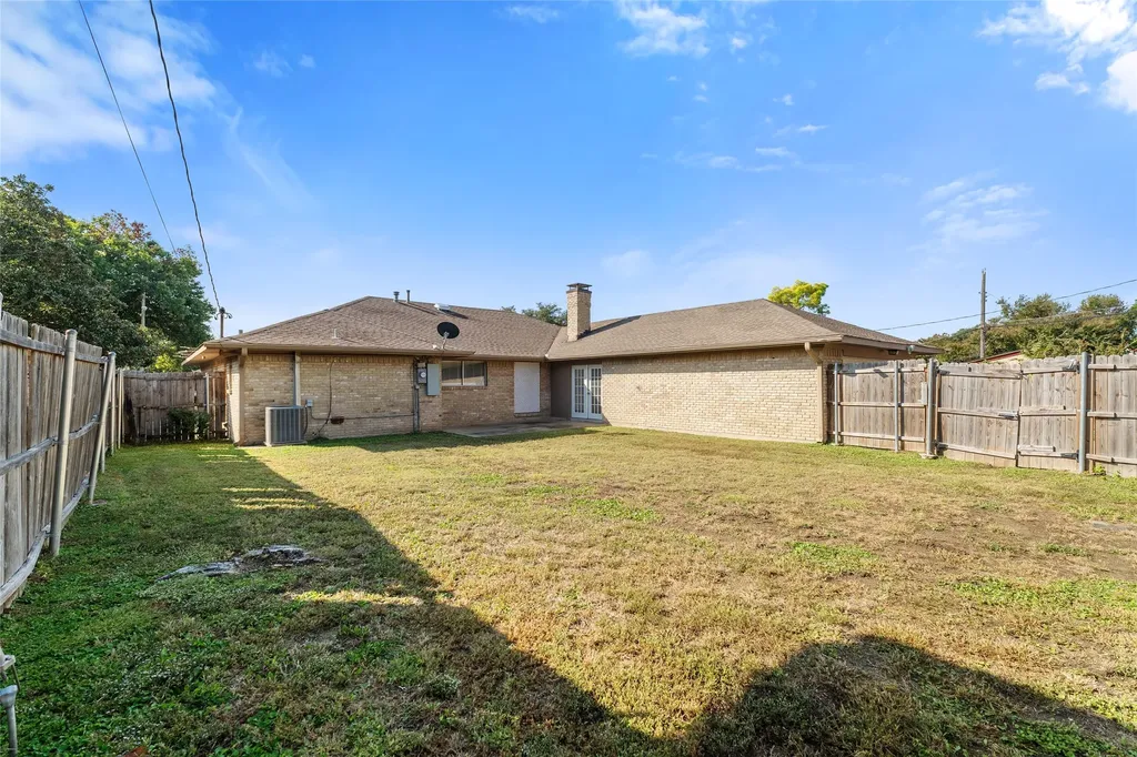 6907 Pickrell Drive Dallas TX 75227
