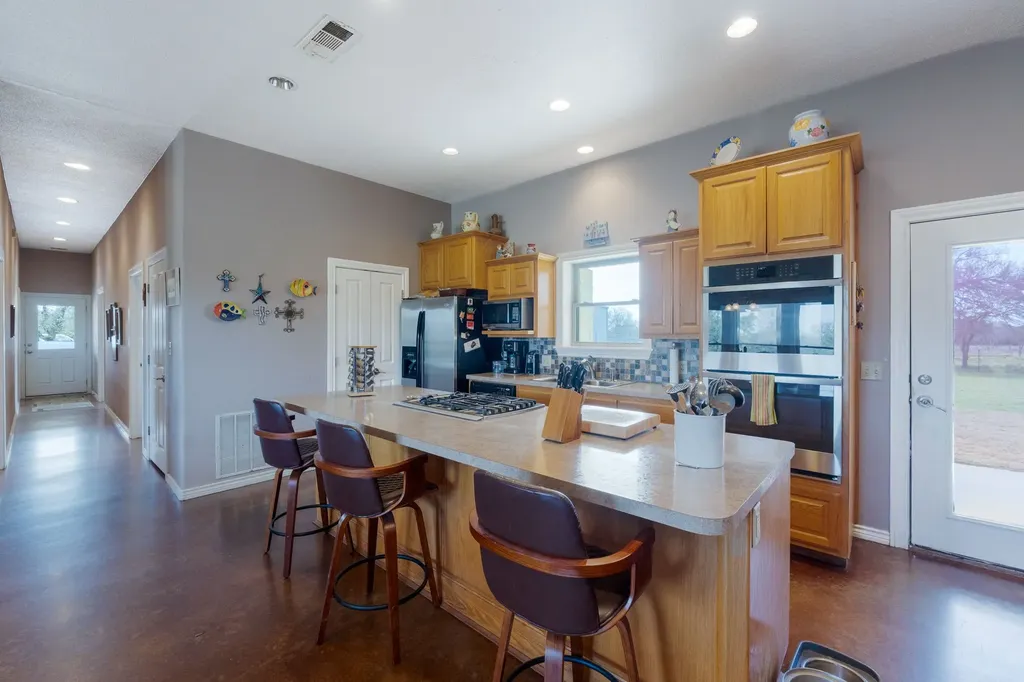 8089 Fm 580 E Kempner TX 76539