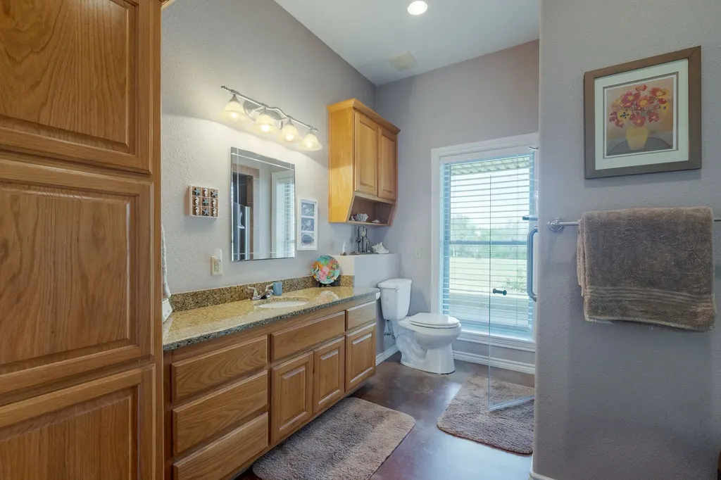 8089 Fm 580 E Kempner TX 76539