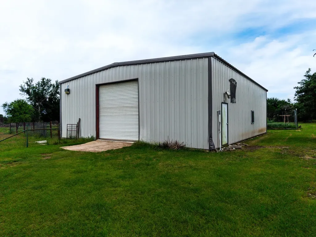 8089 Fm 580 E Kempner TX 76539