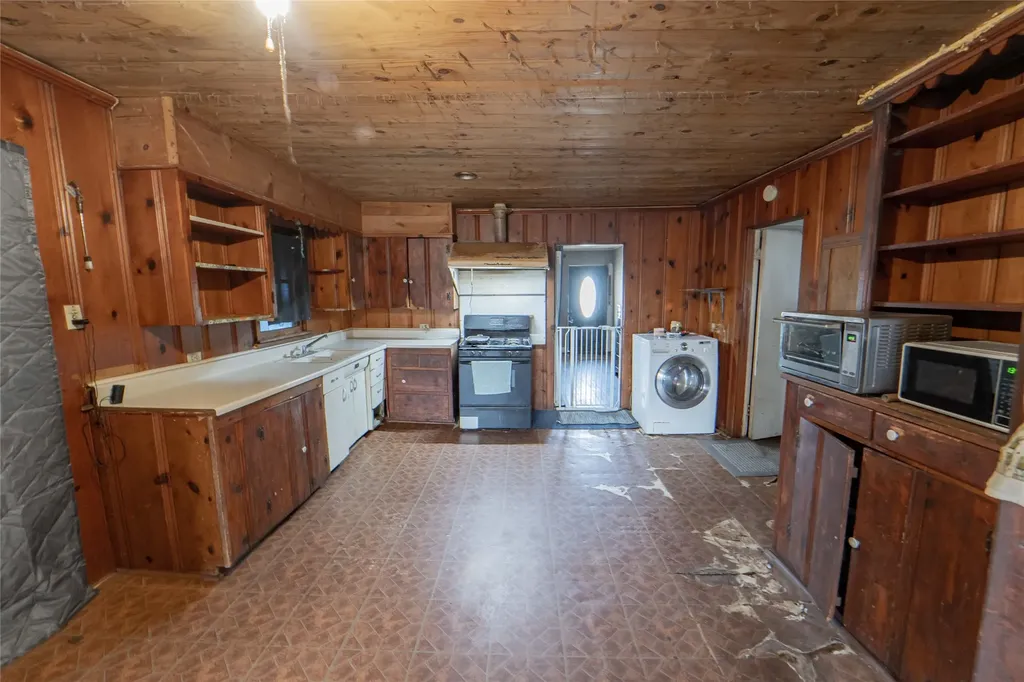 1109 W Elm Street Breckenridge TX 76424