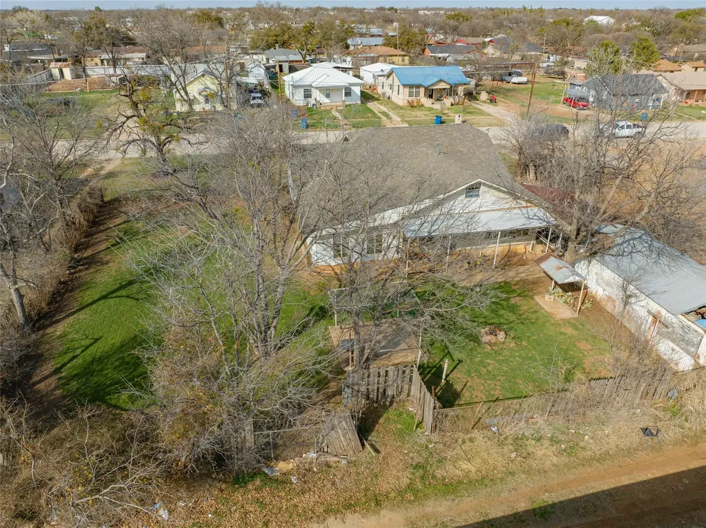 1109 W Elm Street Breckenridge TX 76424