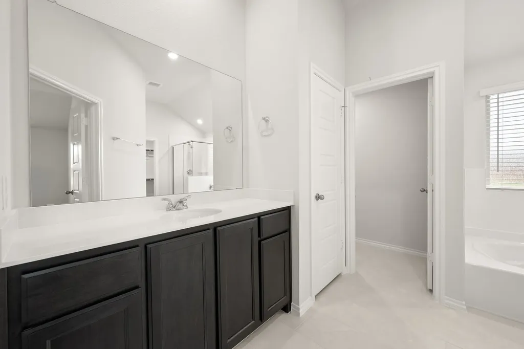 2607 Streamside Drive Burleson TX 76028