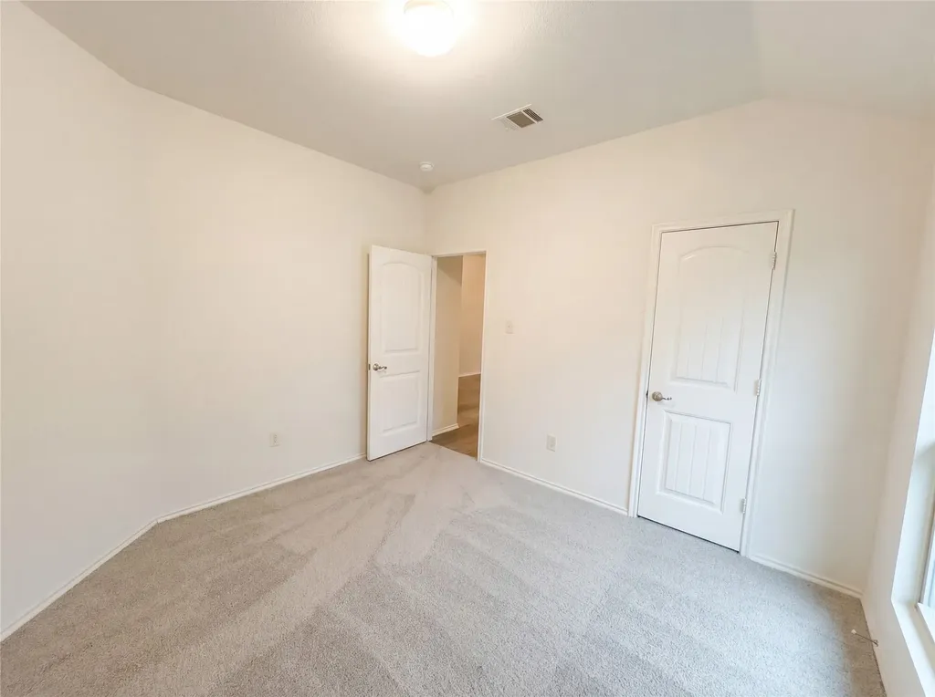 2553 Cumberland Trail Balch Springs TX 75181