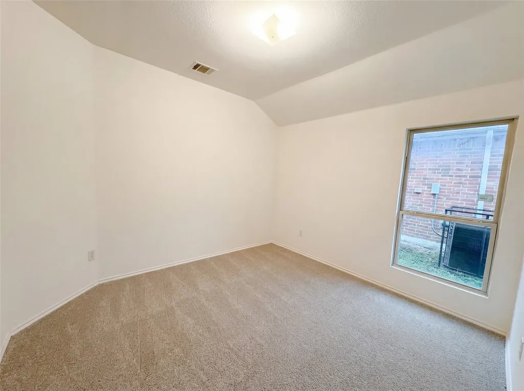 2553 Cumberland Trail Balch Springs TX 75181
