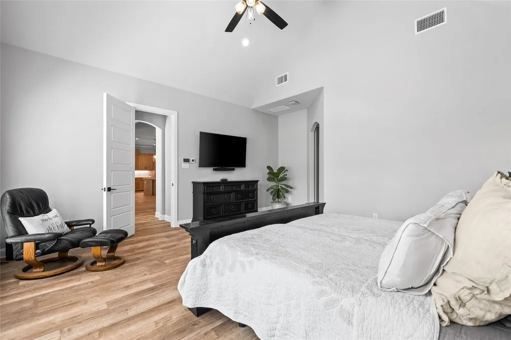 6707 Anchor Point Quinlan TX 75474