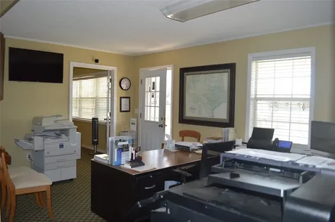 802 W Front Street De Kalb TX 75559