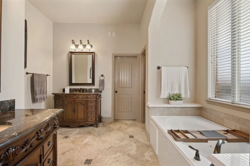 210 Pleasant Hill Lane Fate TX 75189