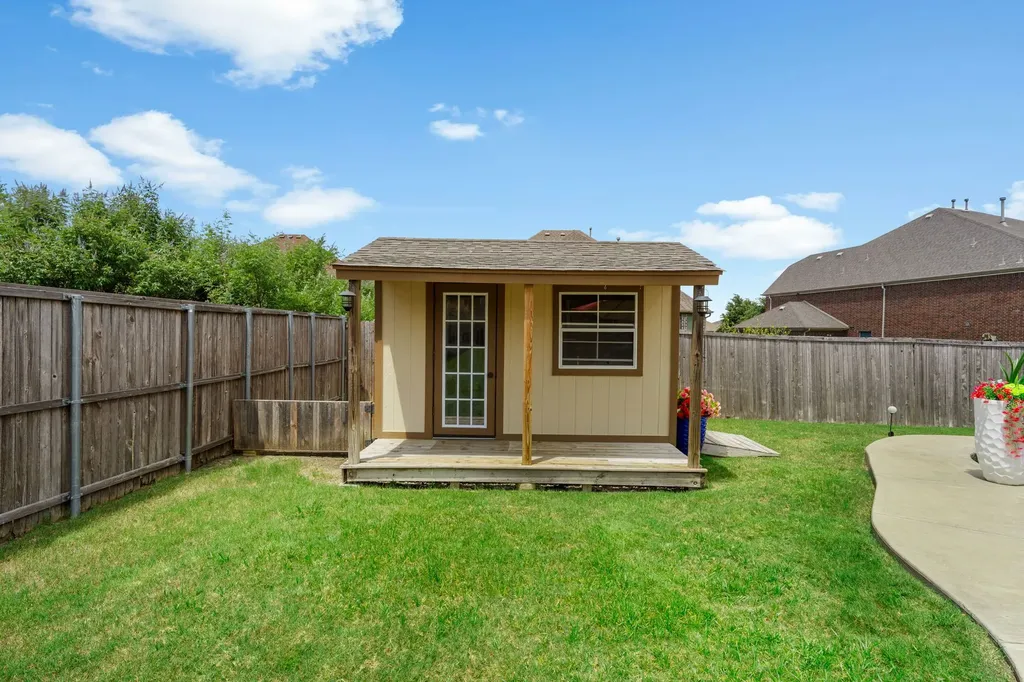 210 Pleasant Hill Lane Fate TX 75189