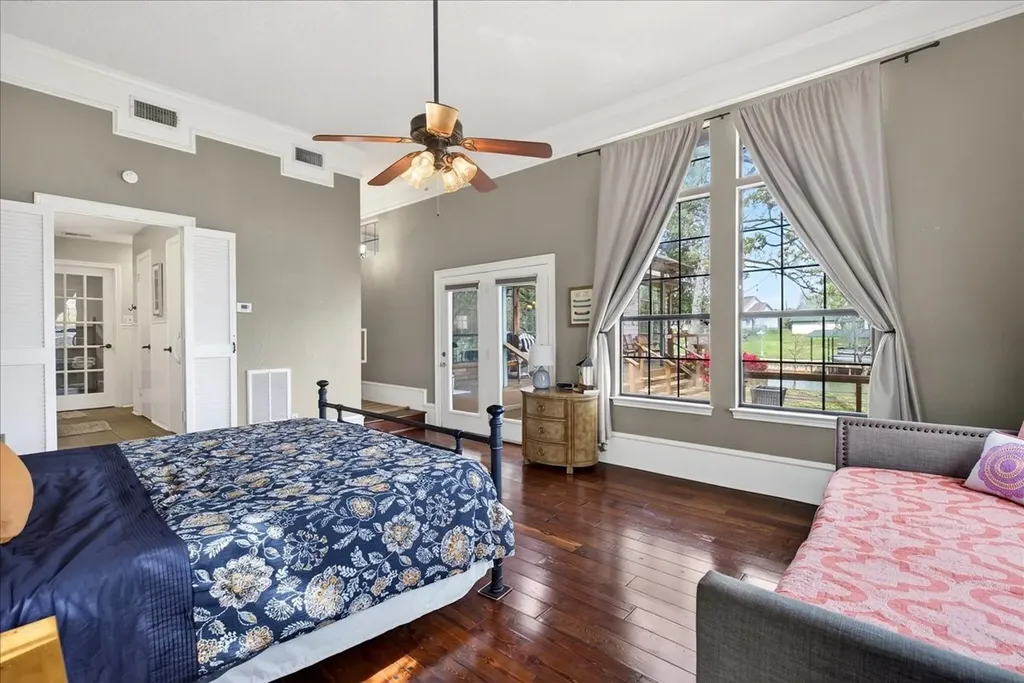 125 Lark Drive Enchanted Oaks TX 75156