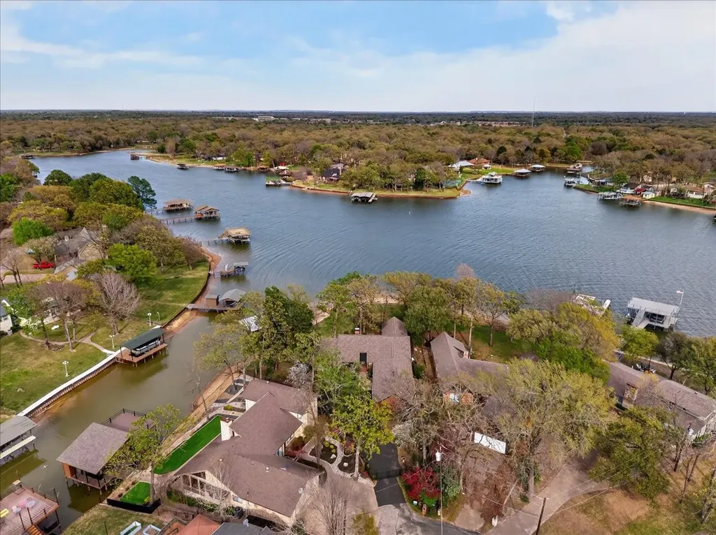 125 Lark Drive Enchanted Oaks TX 75156