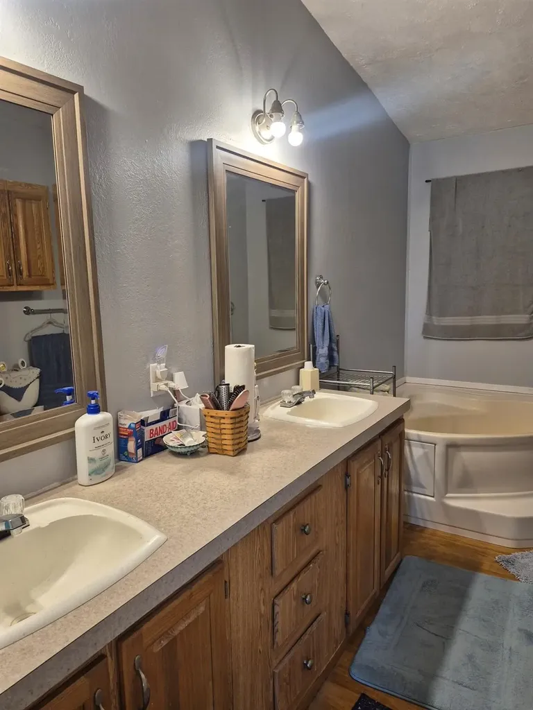 438 Silver River Road Gholson TX 76705
