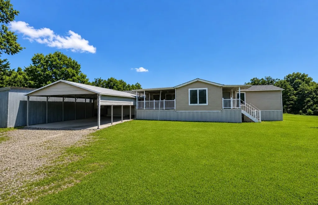 400 Avenue D Point TX 75472
