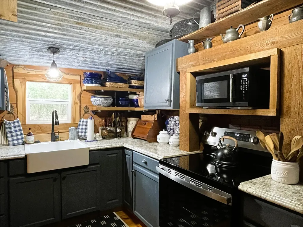 233 Pr 247 Oakwood TX 75855
