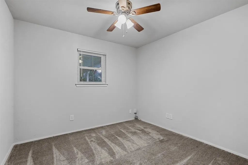 6037 Wormar Avenue Fort Worth TX 76133