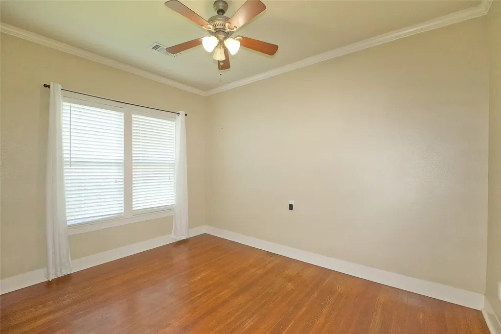 613 N Main Street Muenster TX 76252