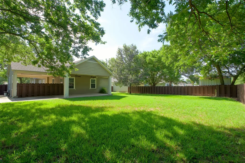 613 N Main Street Muenster TX 76252