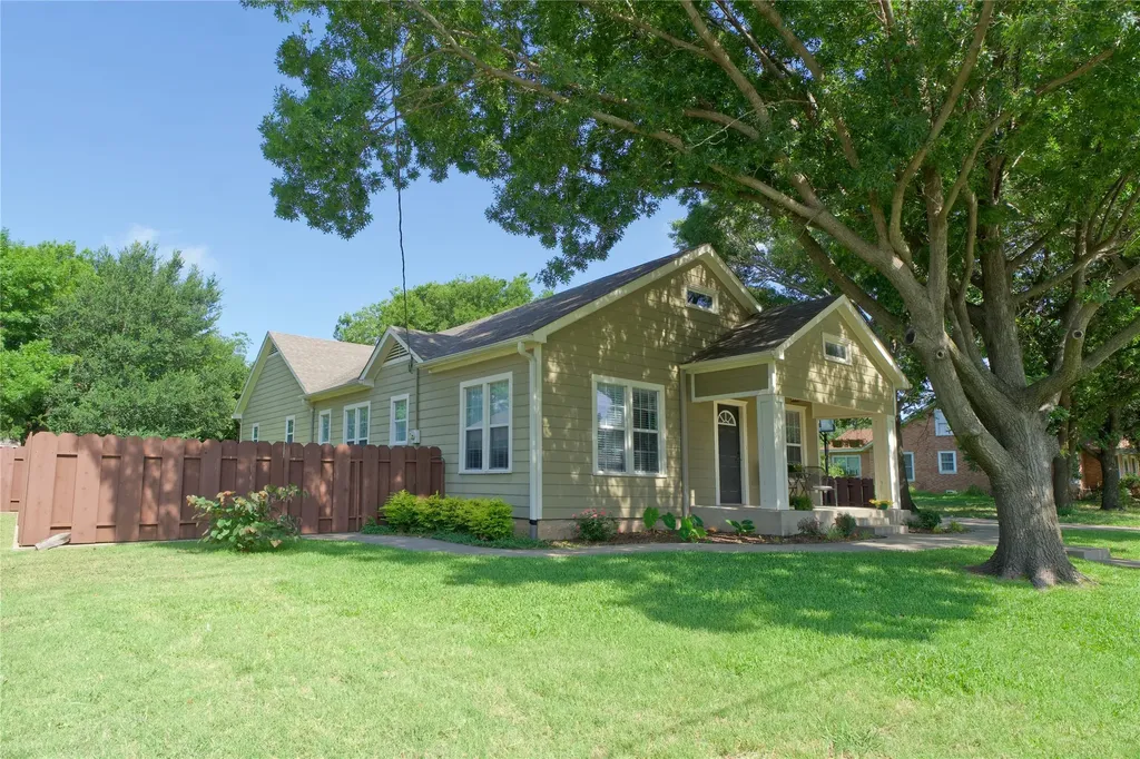 613 N Main Street Muenster TX 76252
