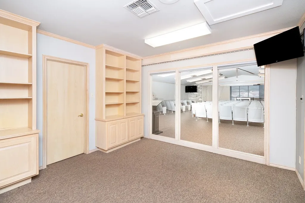 305 W Dallas Street Llano TX 78643