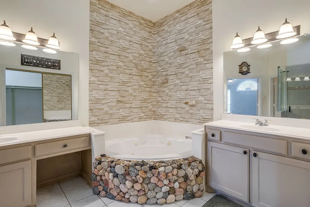 420 Vasey Oak Drive Keller TX 76248
