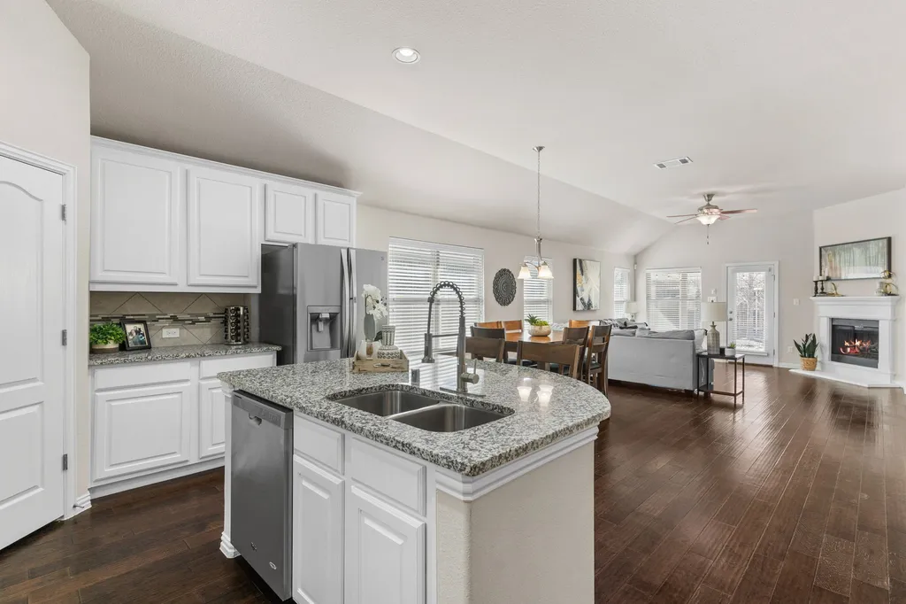 7513 W Fork Lane Mckinney TX 75071