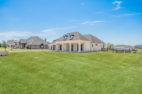 3333 Bridgegate Avenue Northlake TX 76247