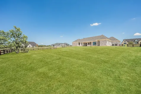 3333 Bridgegate Avenue Northlake TX 76247