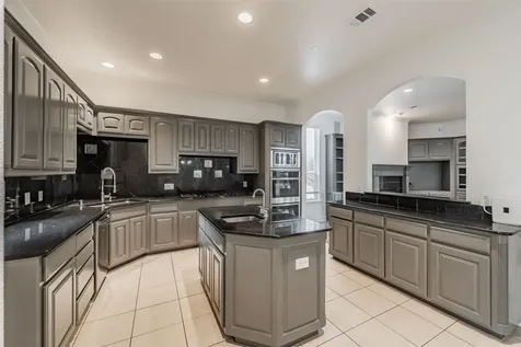 8925 Hunters Glen Trail Fort Worth TX 76120