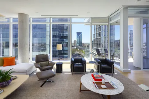 1747 Leonard Street Dallas TX 75201