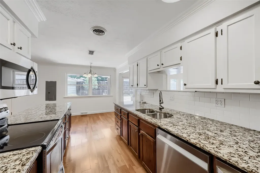 11608 Sonnet Drive Dallas TX 75229