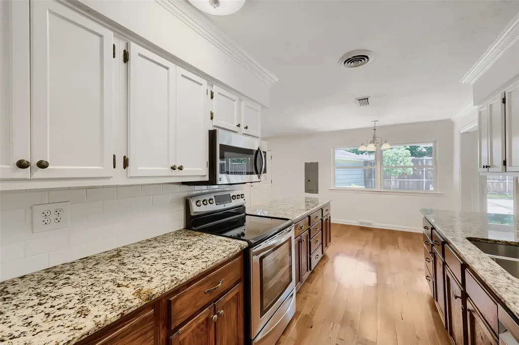 11608 Sonnet Drive Dallas TX 75229