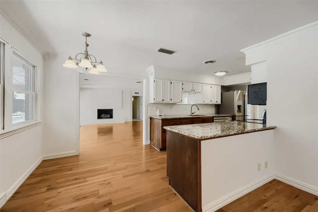 11608 Sonnet Drive Dallas TX 75229