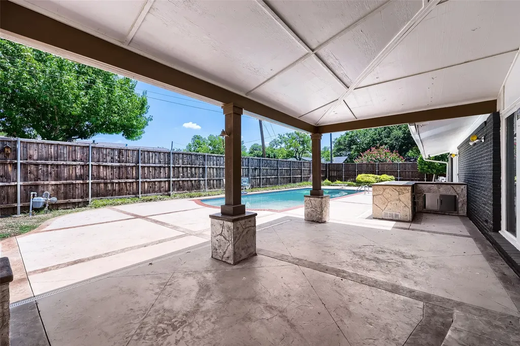 11608 Sonnet Drive Dallas TX 75229