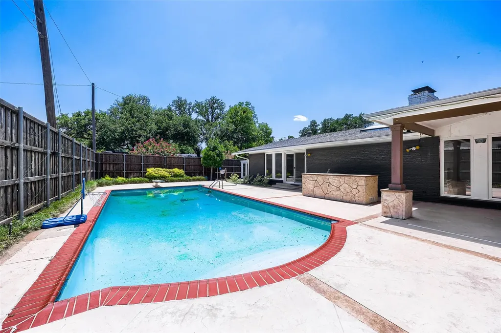 11608 Sonnet Drive Dallas TX 75229