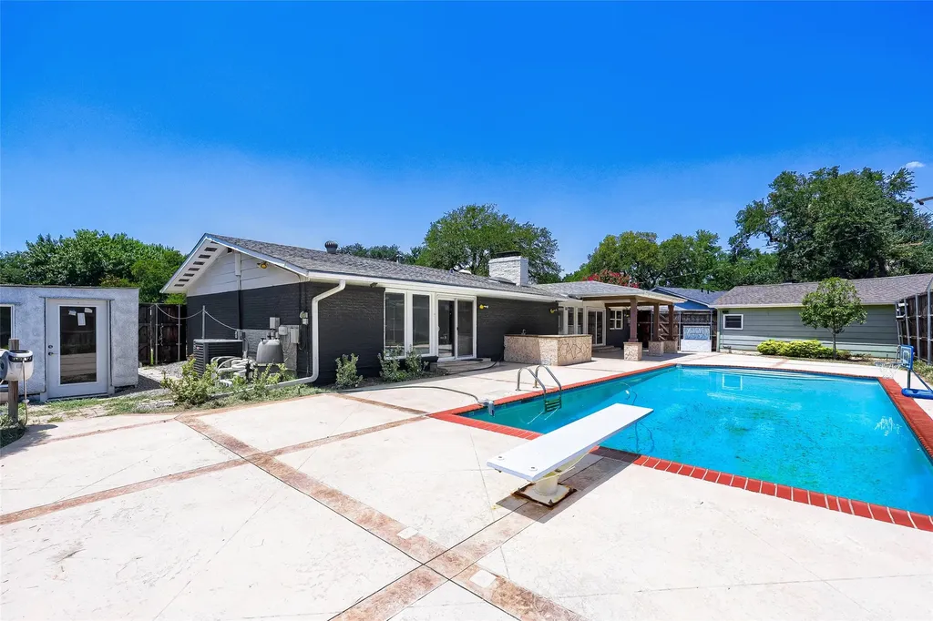 11608 Sonnet Drive Dallas TX 75229