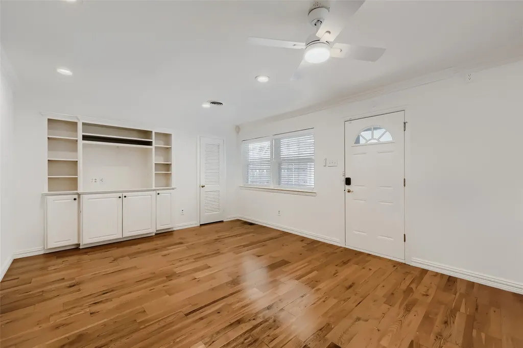 11608 Sonnet Drive Dallas TX 75229