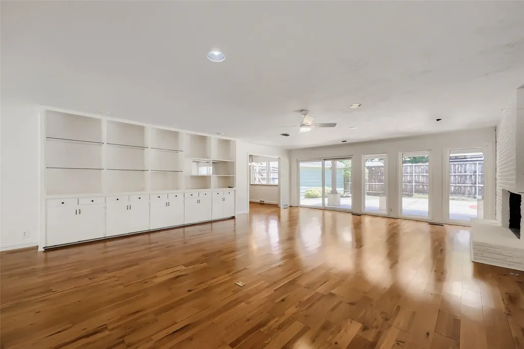 11608 Sonnet Drive Dallas TX 75229