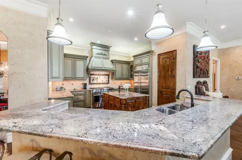 141 W Waters Edge Way Oak Point TX 75068