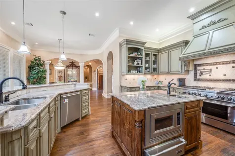 141 W Waters Edge Way Oak Point TX 75068