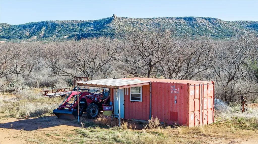 1000 Lometa Road Bronte TX 76933